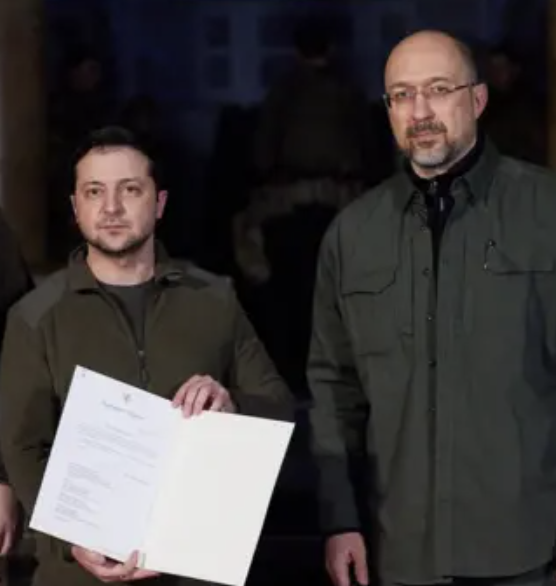 Зеленський сьогодні анонсував про закінчення війни