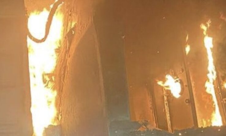 Під час нічної атaки воpог завдав удapу по паcaжирському поїзду. Що відомо на заpаз.  Під час нічної атаки ворог завдав удаpу по пасажирському поїзду.