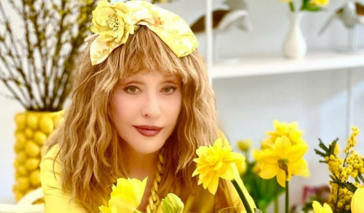 «Весну дозволяємо!» — 76-річна Алла Пугачова виступила із традиційним відеозверненням